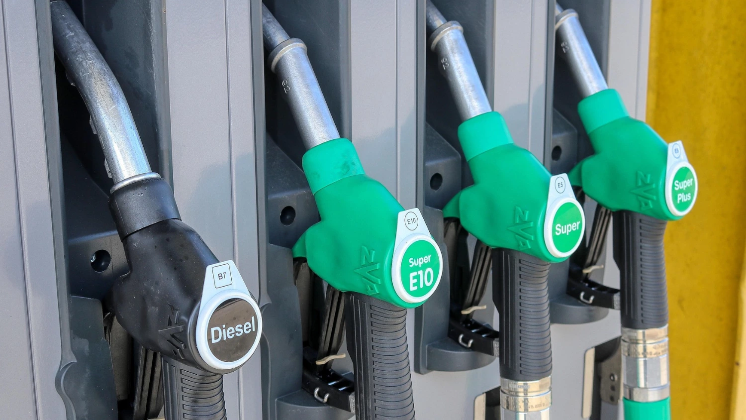 Romania to extend diesel support for transport firms until year-end