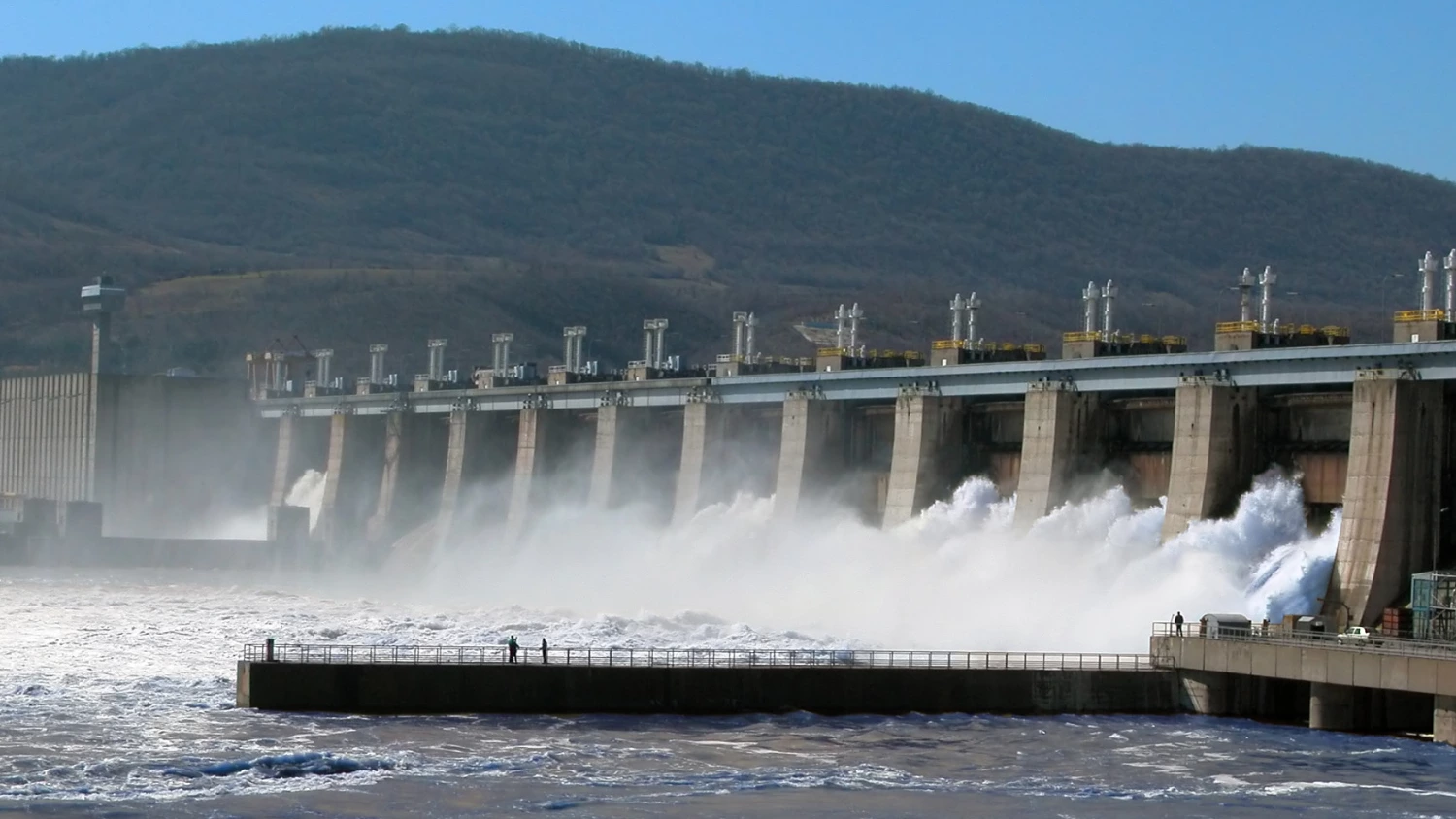 Hidroelectrica secures funding for large battery storage project