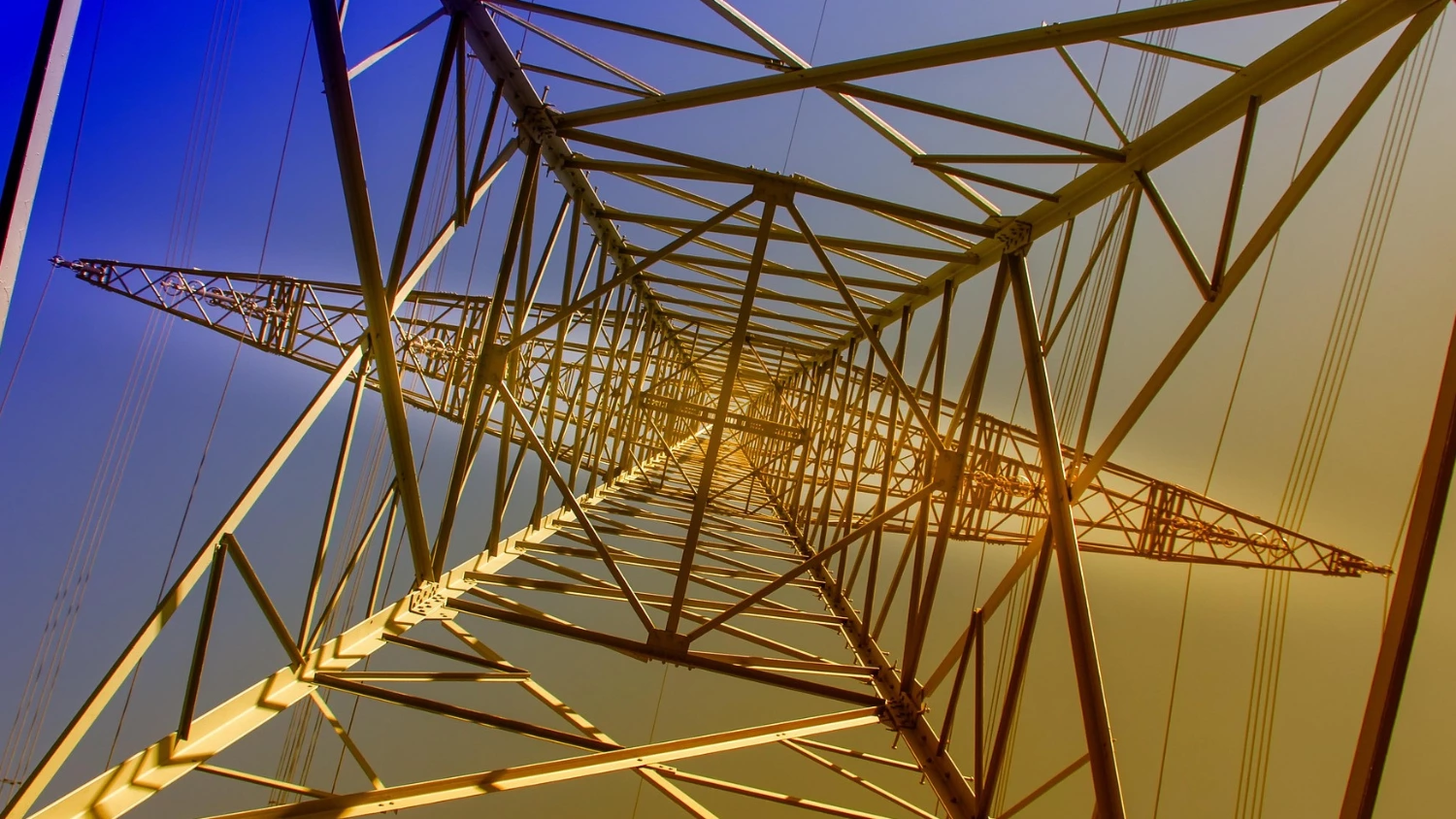 Premier Energy secures €825 million to buy Evryo Group
