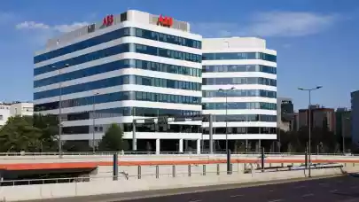 News - Niam sells Kraków portfolio to Corum