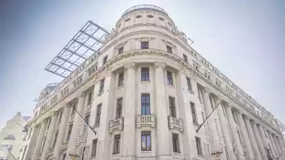 News - Váci 1 building opens in Budapest