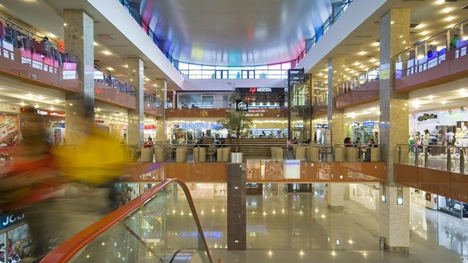 News Article Omer Susli buys shopping mall in Râmnicu Vâlcea