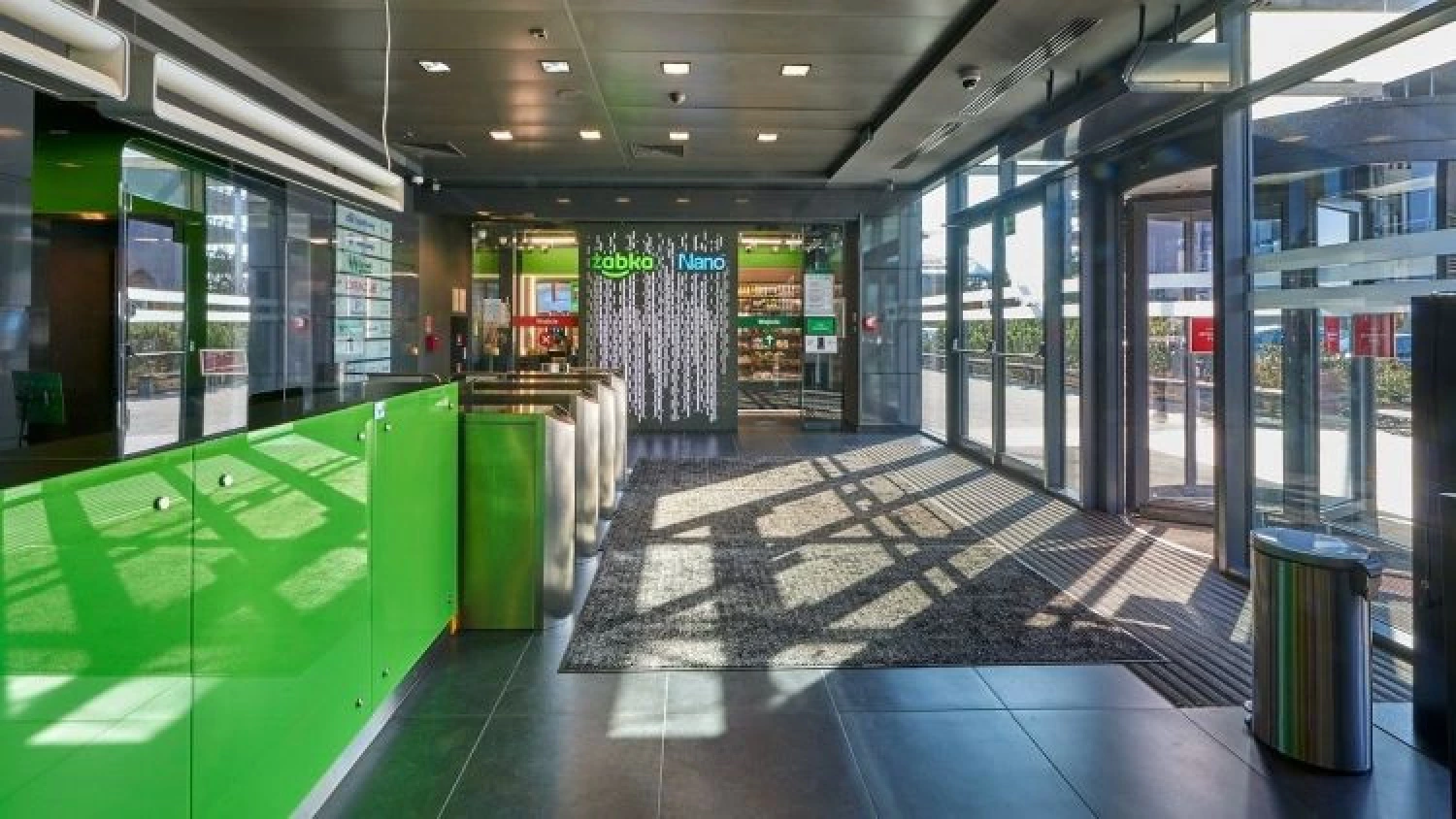News Article Globalworth teams up with Żabka Nano autonomous stores