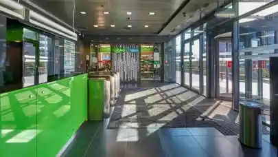 News - Globalworth teams up with Żabka Nano autonomous stores