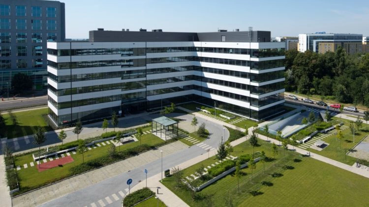 News Article Cromwell leases 17,500 sqm to Santander in Poznań