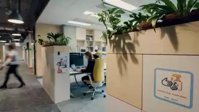 News - The hybrid workplace model is here to stay