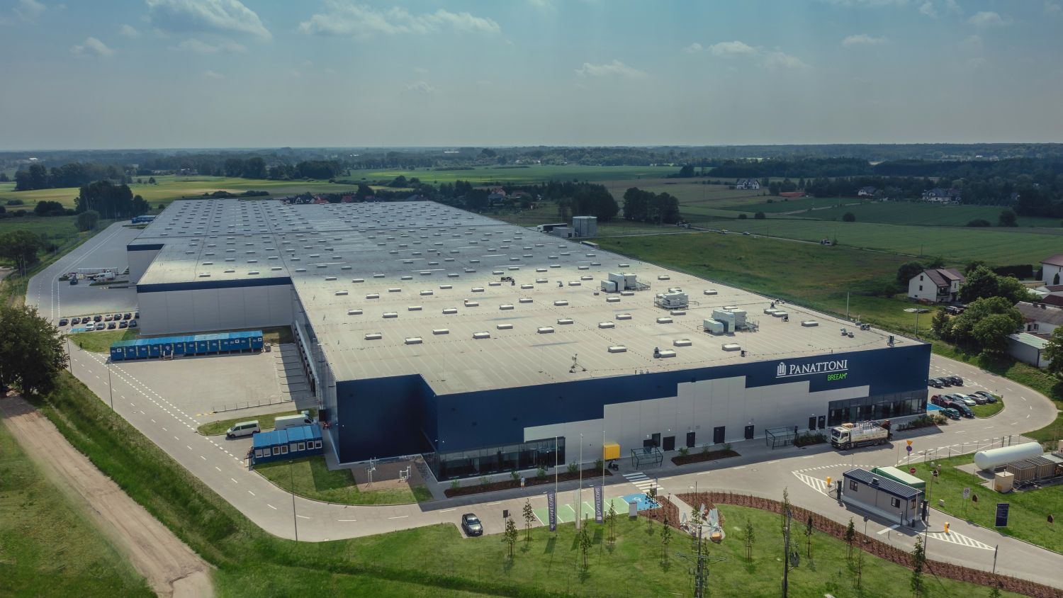 News Article e-commerce JD logistics Panattoni Europe Poland warehouse