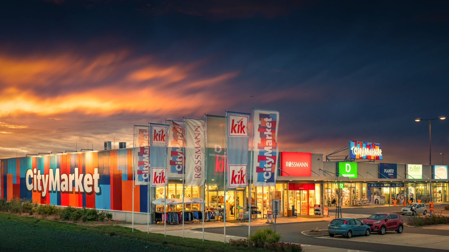 News Article Cushman&Wakefield Czech Republic report retail retail park