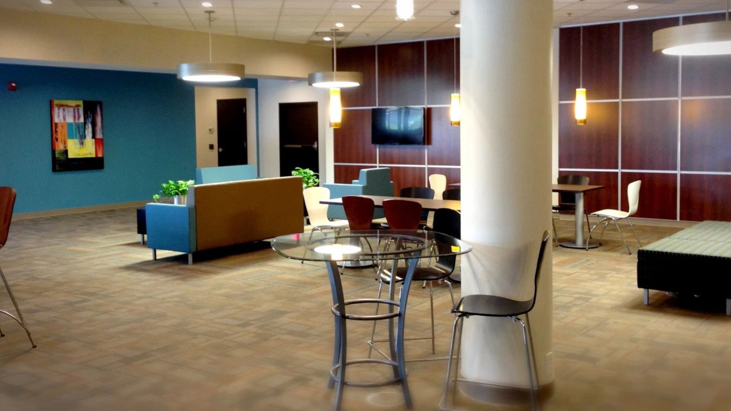 News Article Rents and service fees for Prague offices continue to rise