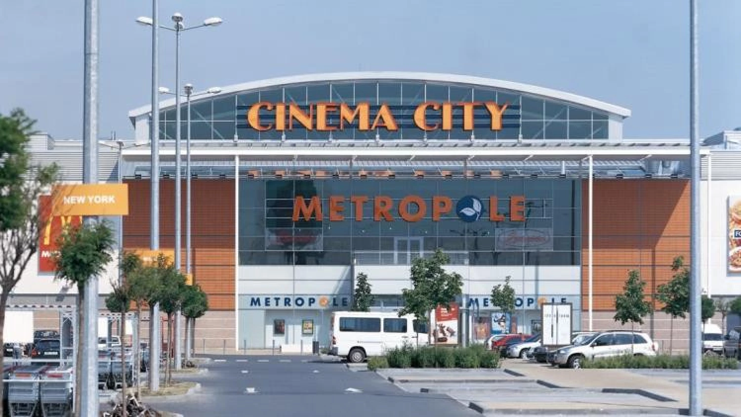 News Article Commerz Real sells 50% of Prague mall to Unibail-Rodamco