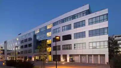 News - CPD Group sells Iris office building in Warsaw to DL Invest