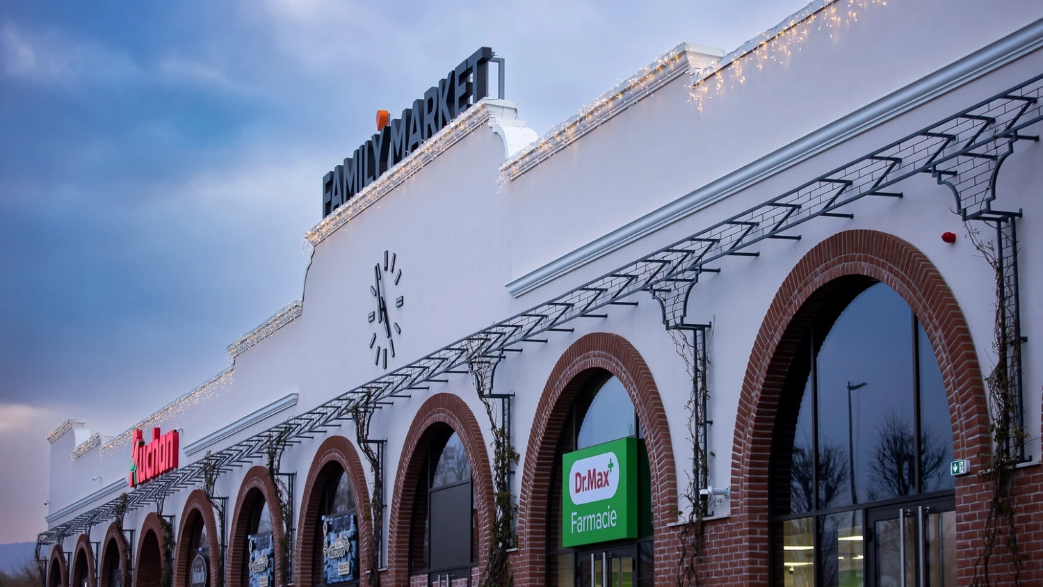 News Article Iulius opens its second retail park in Iași