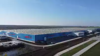 News - eMAG gets funding for logistics hub near Budapest