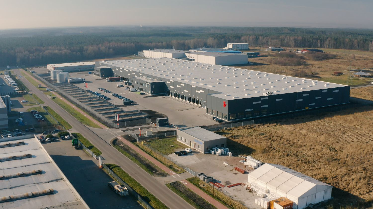News Article 7R investment Patron Capital Poland Szczecin warehouse