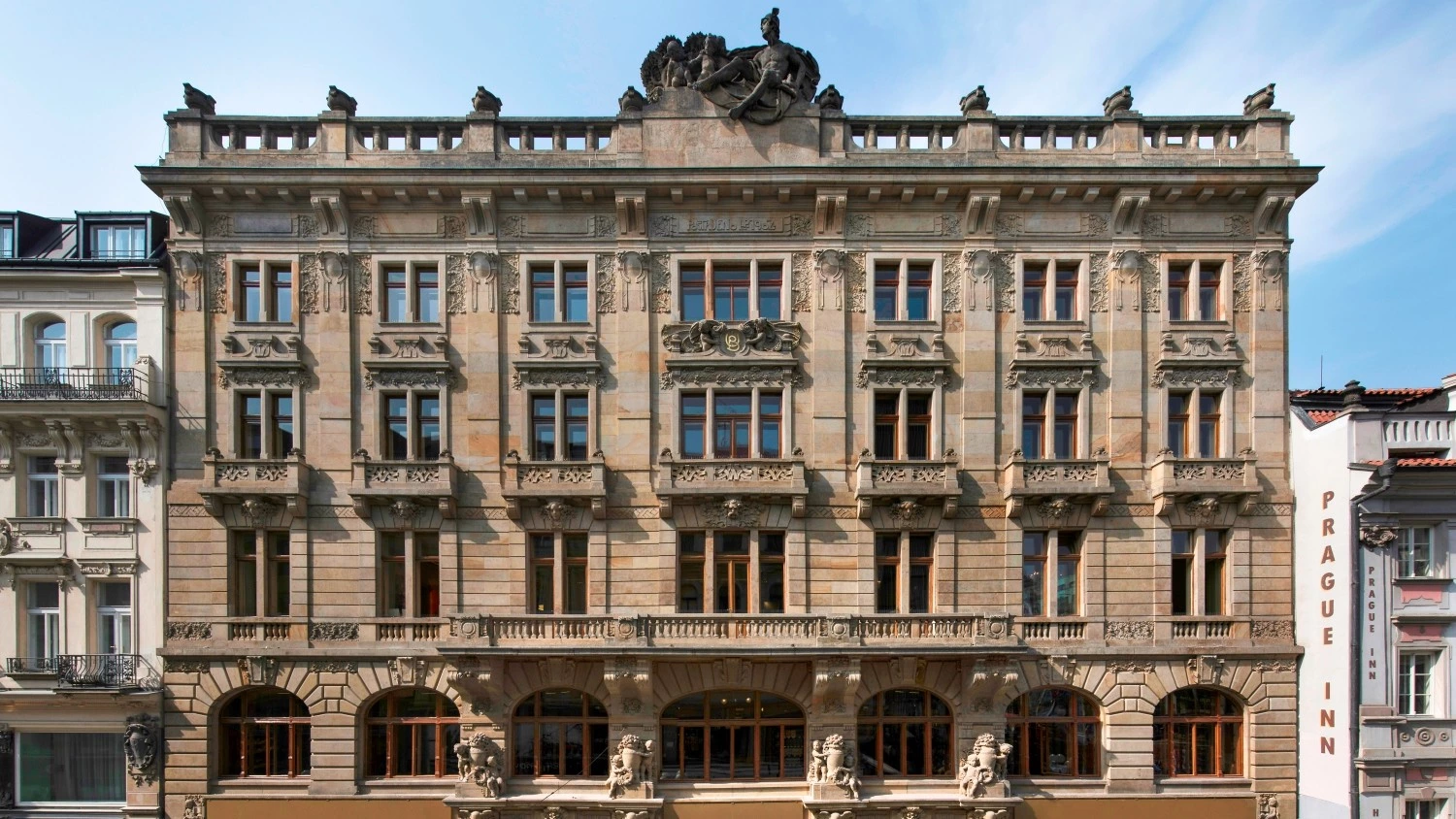 News Article Redevco acquires Prague palace for €40 million