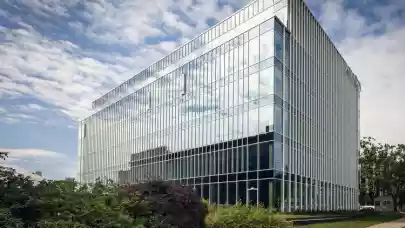 News - White Stone Development sells office building in Warsaw