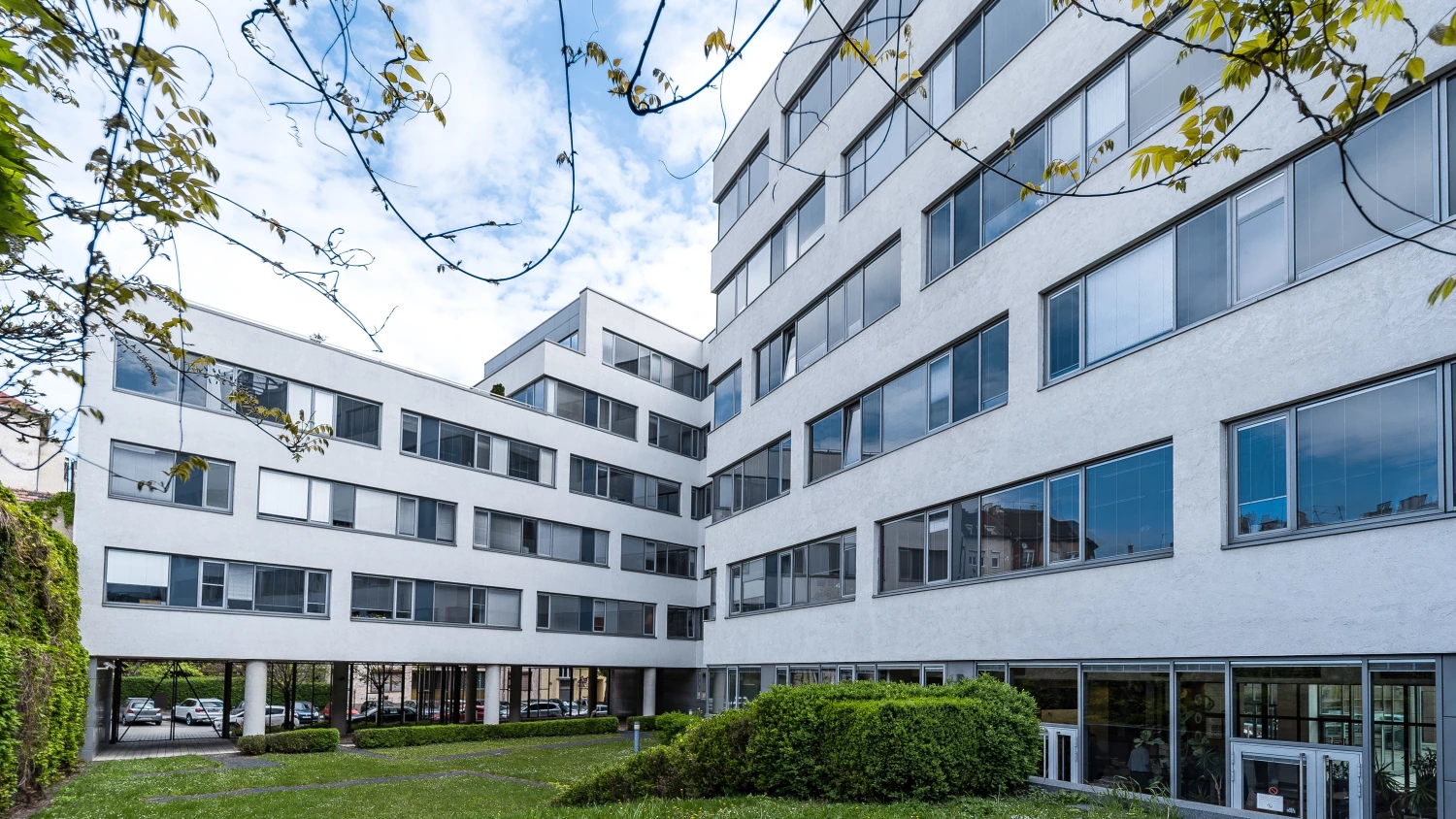 News Article CA Immo sells Vizivaros Office Center in Budapest