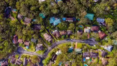 News - Suburbs see higher interest among Polish home buyers