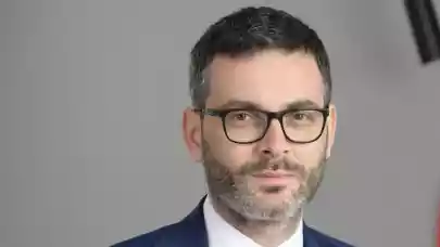 News - Romania will continue to offer higher yields than Poland or Czech