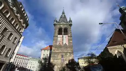 News - Prague Archbishopric to sell Jindřiška Tower and hotel