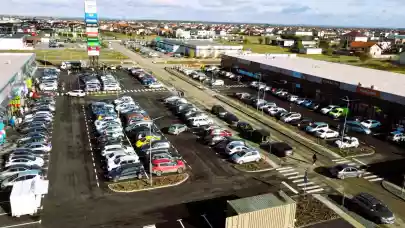 News - Scallier opens retail park near Timișoara