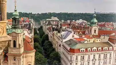 News - Pařížská in Prague remains CEE's most expensive street