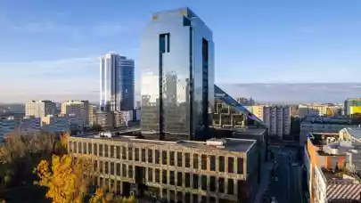 News - Warta Tower in Warsaw to change name to V Tower