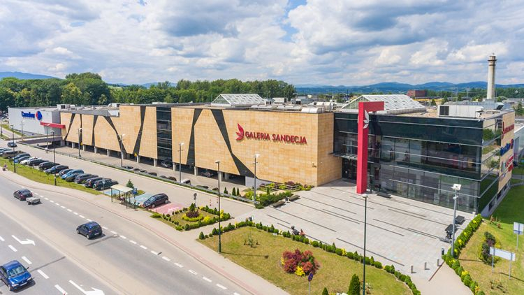 News Article Focus Estate Fund investment Nowy Sącz Poland retail