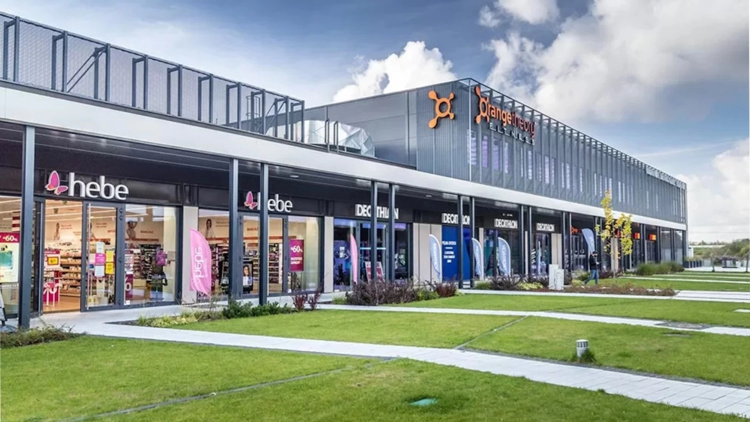 News Article investment Poland Precordia Capital Real Management retail Septyma shares Warsaw