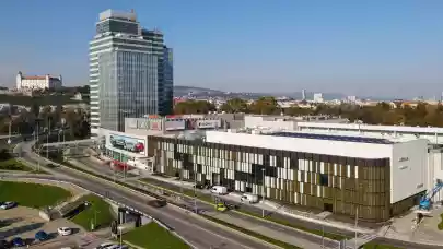News - WOOD & Co opens shopping centre extension in Bratislava