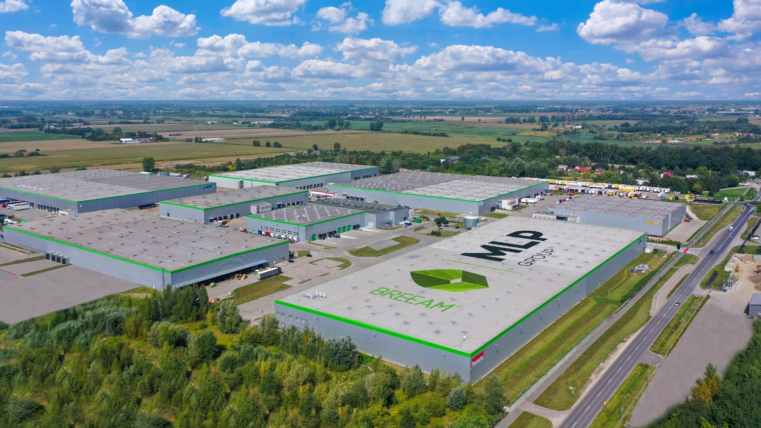 News Article BNP Paribas logistics MLP Group Polands refinancing warehouse Warsaw