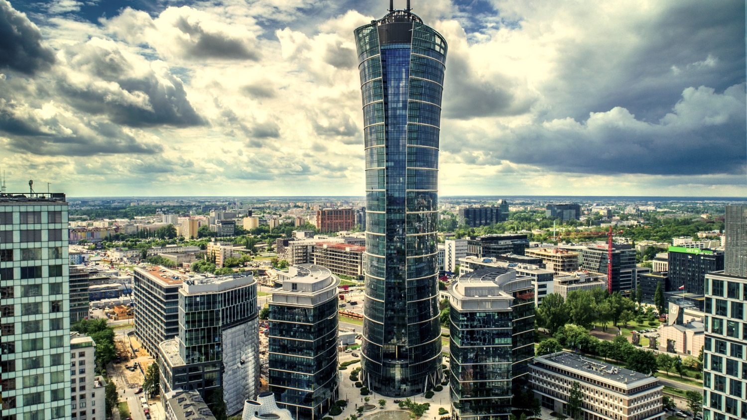 Immofinanz signs green loan for Warsaw Spire