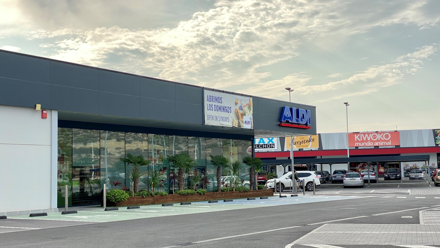 News Article Gestor investment retail retail park Spain