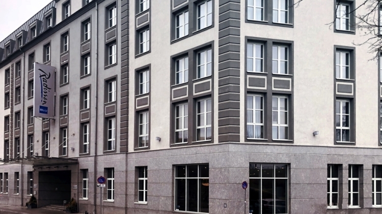 News Article Apleona GVA Carlson Rezidor hotel Poland Radisson refurbishment Union Investment Wroclaw