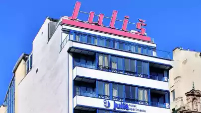 News - CPI sells hotel on Wenceslas Square in Prague