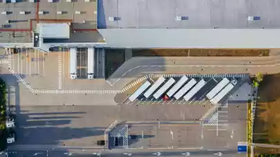 News - Foreign competition pushes Czech industrial space prices lower