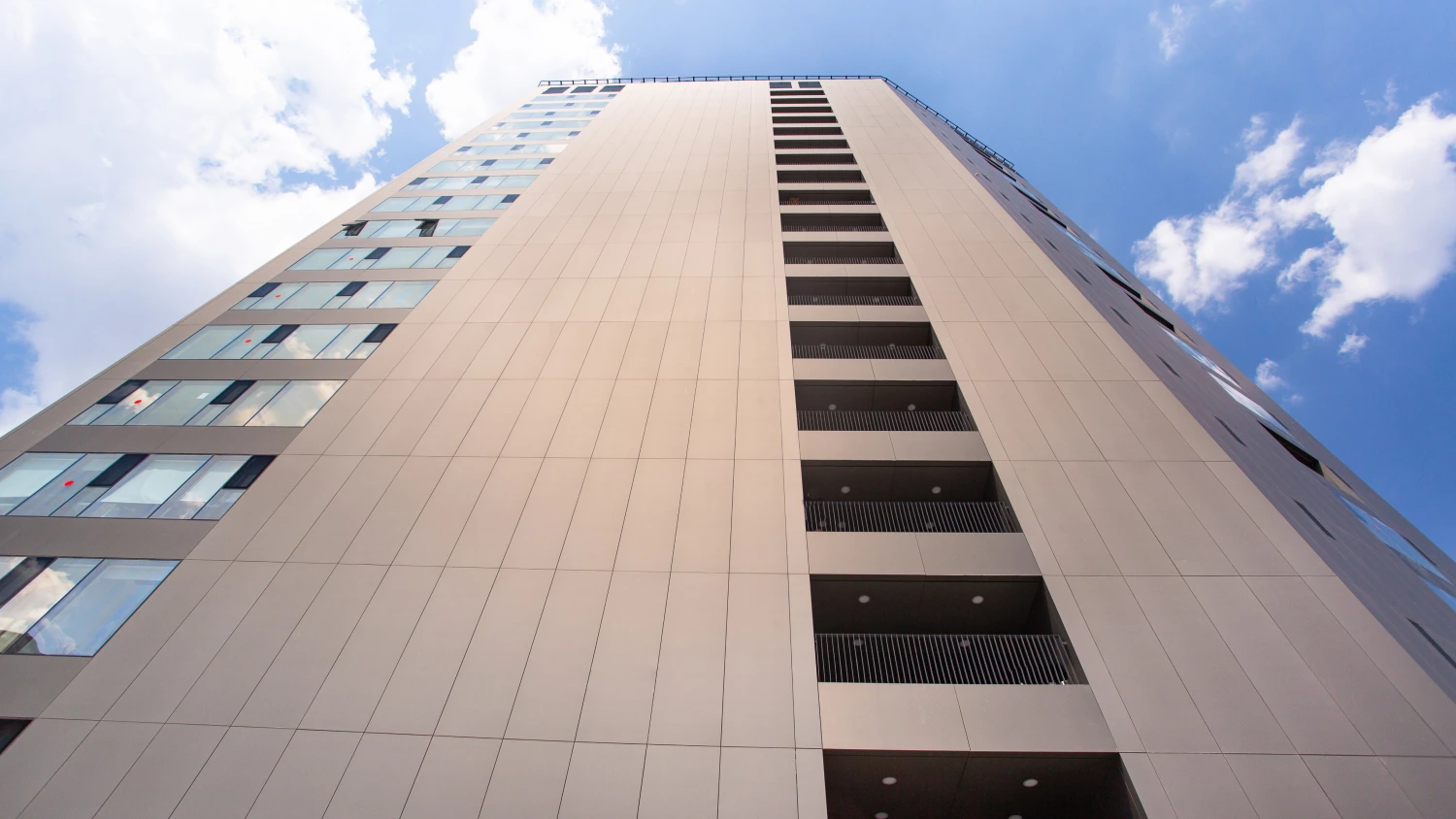 News Article Gabriela Anton office refinancing Romania Țucă Zbârcea & Asociații Unirii View Tower