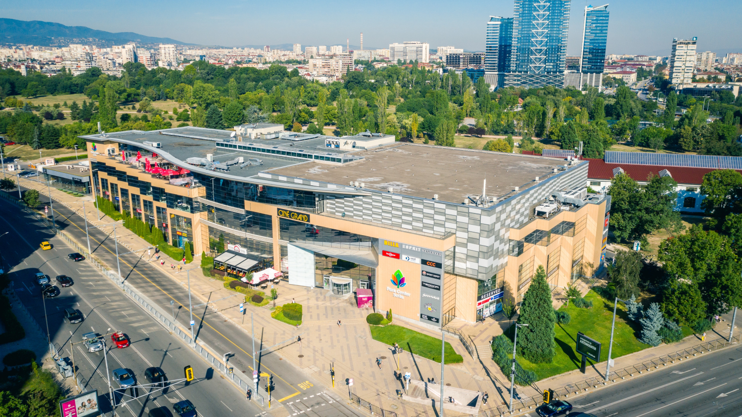 News Article Bulgaria Hus Invest Kinstellar mall retail Revetas Group SEE Sofia Trinity Capital TSH Investment