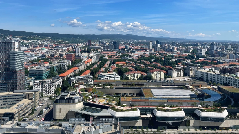 HB Reavis switches part of Bratislava bus terminal to retail