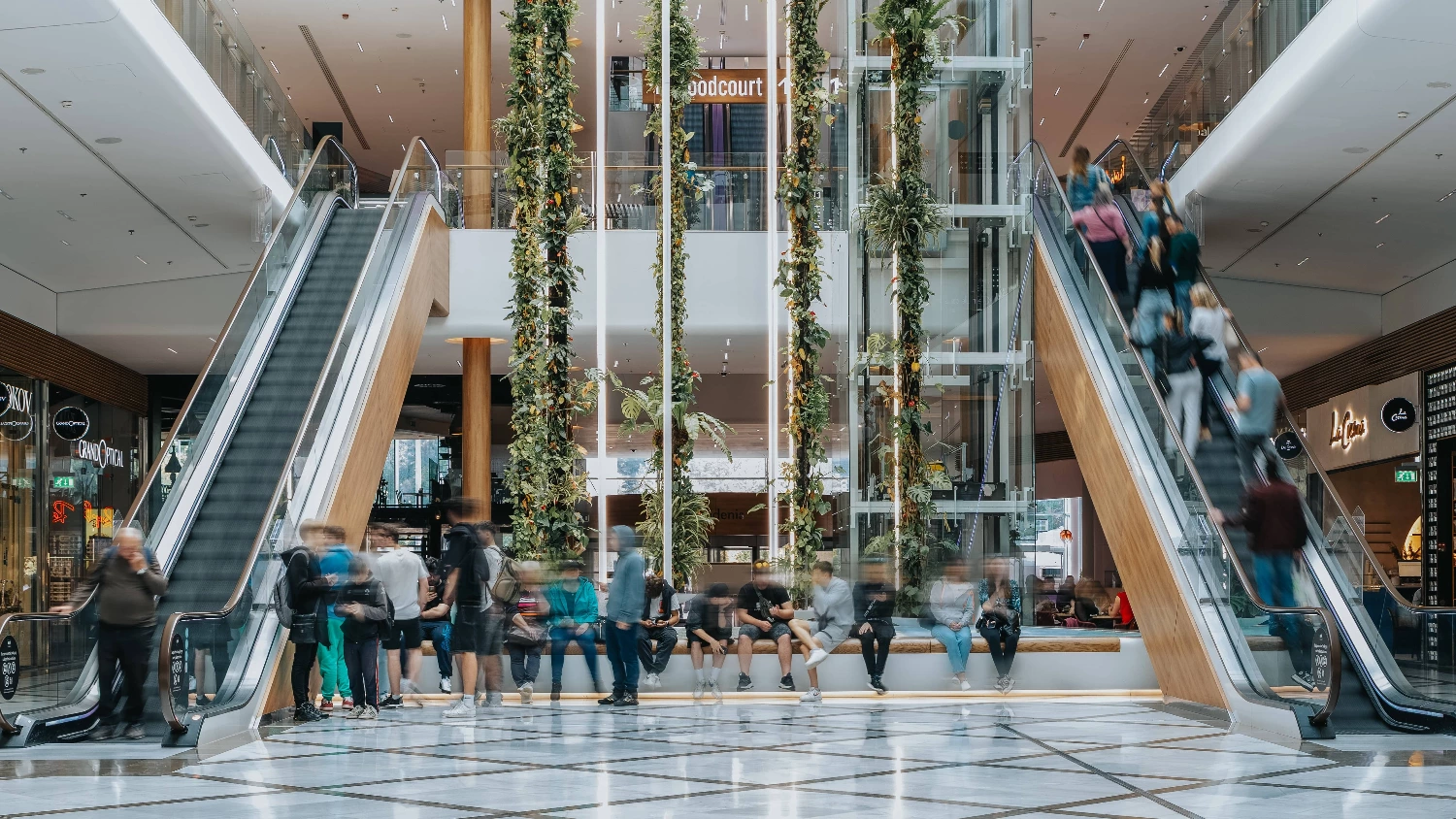 News Article Bratislava Cushman & Wakefield retail Slovakia Tatra Asset Management WOOD & Company