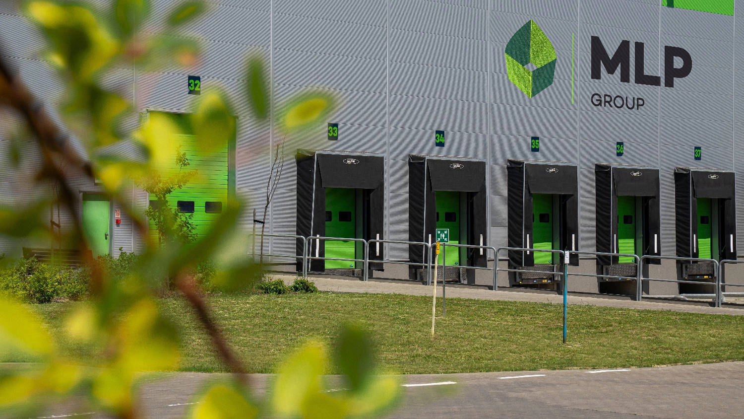 News Article industrial lease logistics MLP Group Poland Poznań