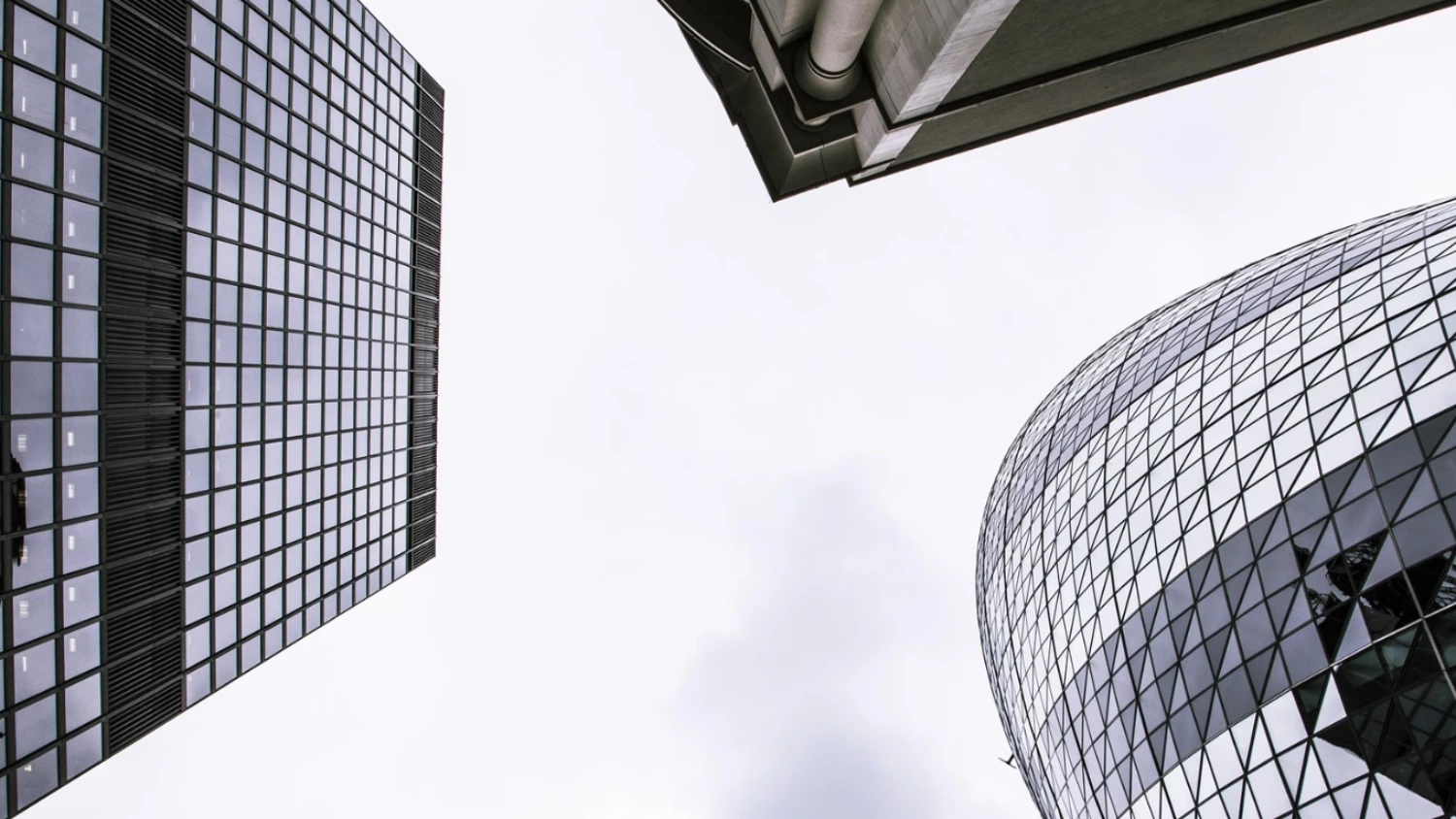 Romanians propel property market with €1.8 billion investment influx