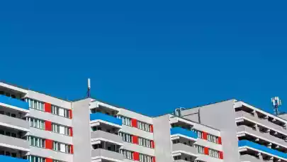 News - Survey: Romanians prioritize home purchases over renting in 2025