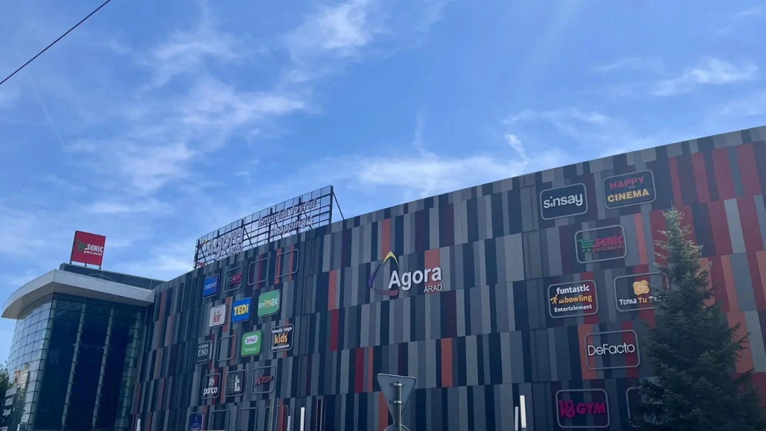 News Article Agora Mall Arad Arad Cushman & Wakefield Echinox Dana Radoveneanu retail Romania