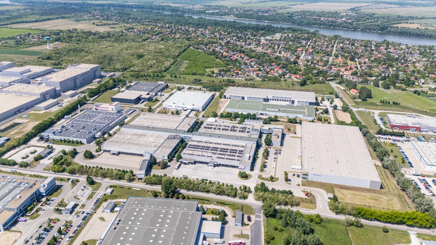 News Article BYD CTP Hungary industrial lease logistics