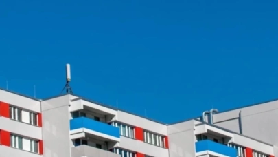 News Romanian resi market cools as consumer confidence falls