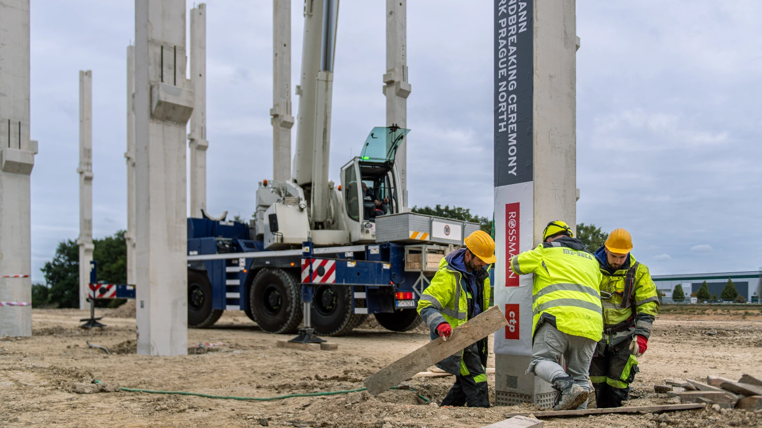 News Article CTP Cushman & Wakefield Czech Republic distribution industrial logistics Prague rossmann