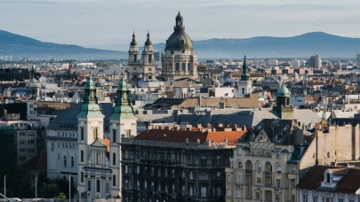 News Hungarian housing market cools after summer surge