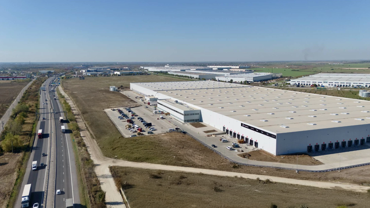 LPP opens robotised e-commerce warehouse in Romania