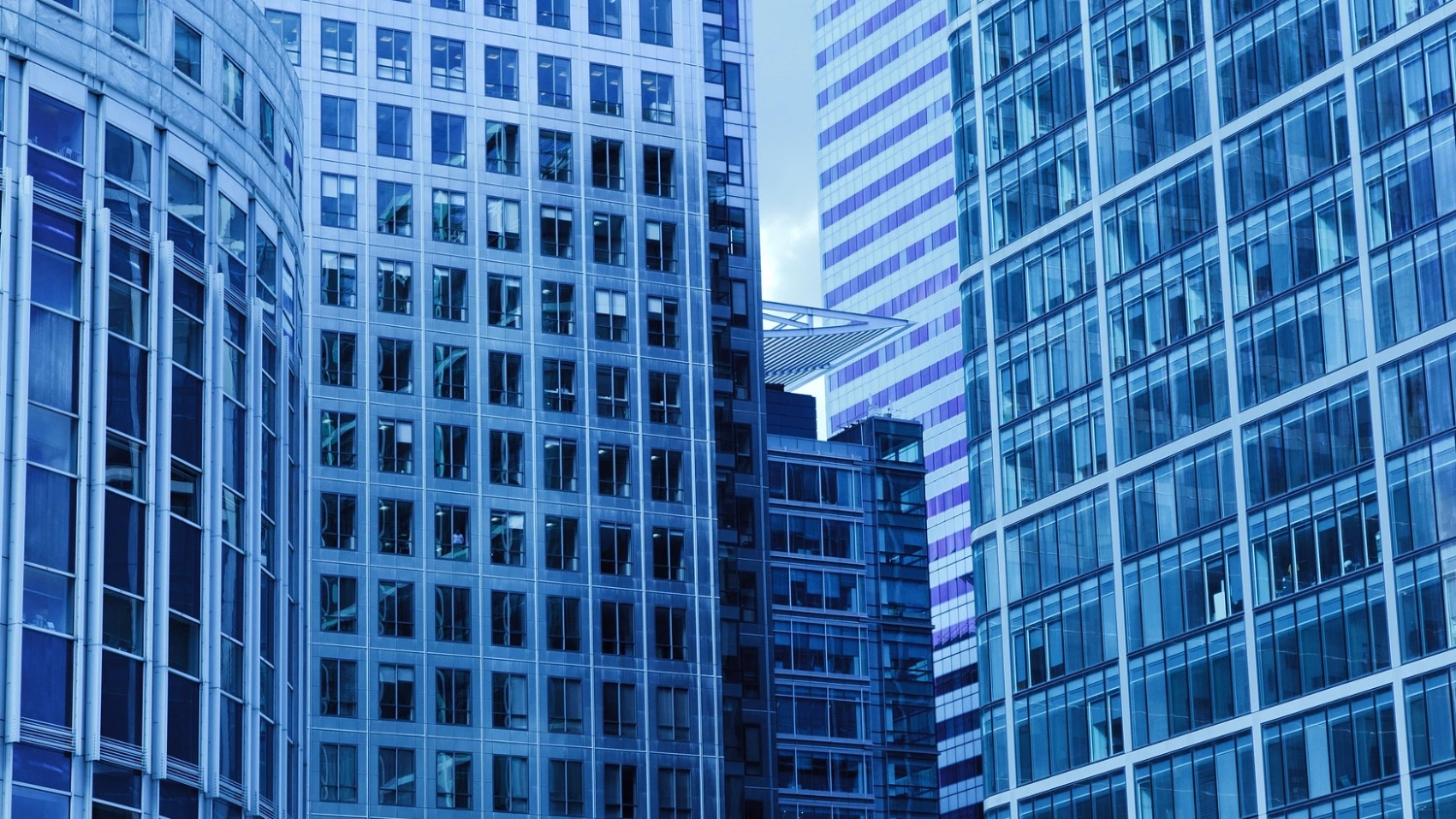 CEE real estate investment surges 38% by Q3 2025